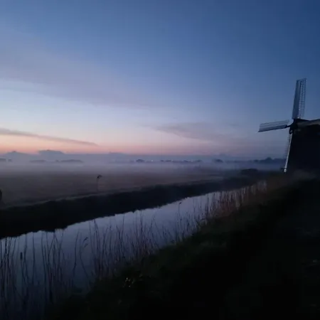 De Veldwachter *